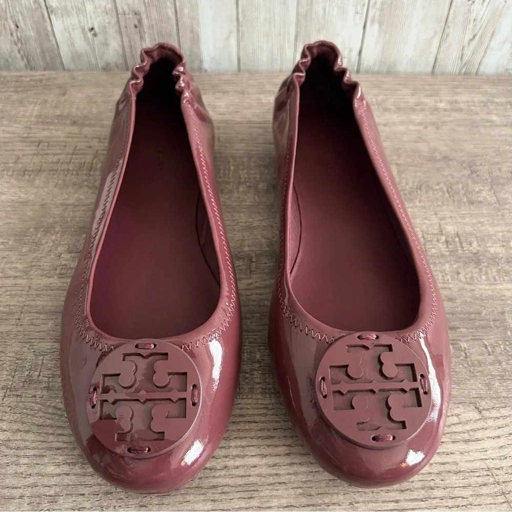 Tory Burch Women's Minnie Travel Plum Eggplant  Loafers Patent Leather 7